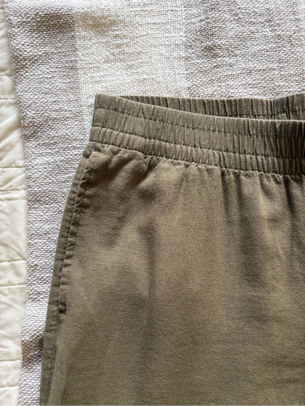 Old Navy High Rise Straight Linen Pant - Picture 4 of 9